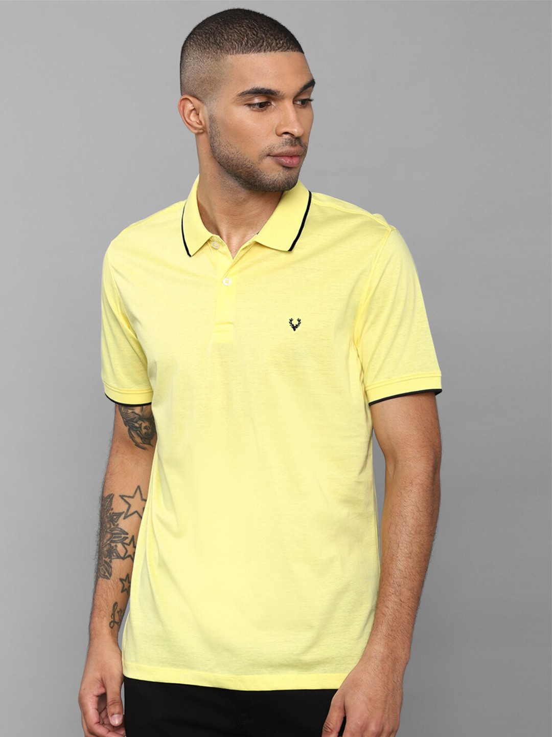 

Allen Solly Men Yellow Polo Collar T-shirt