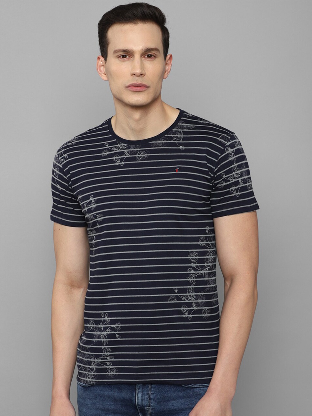 

Louis Philippe Jeans Men Navy Blue Striped Pure Cotton Slim Fit T-shirt