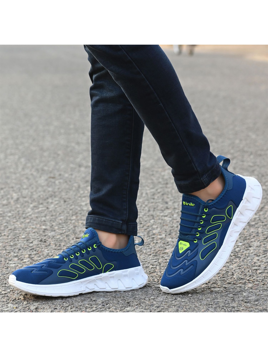 

BIRDE Men Blue Woven Design Sneakers