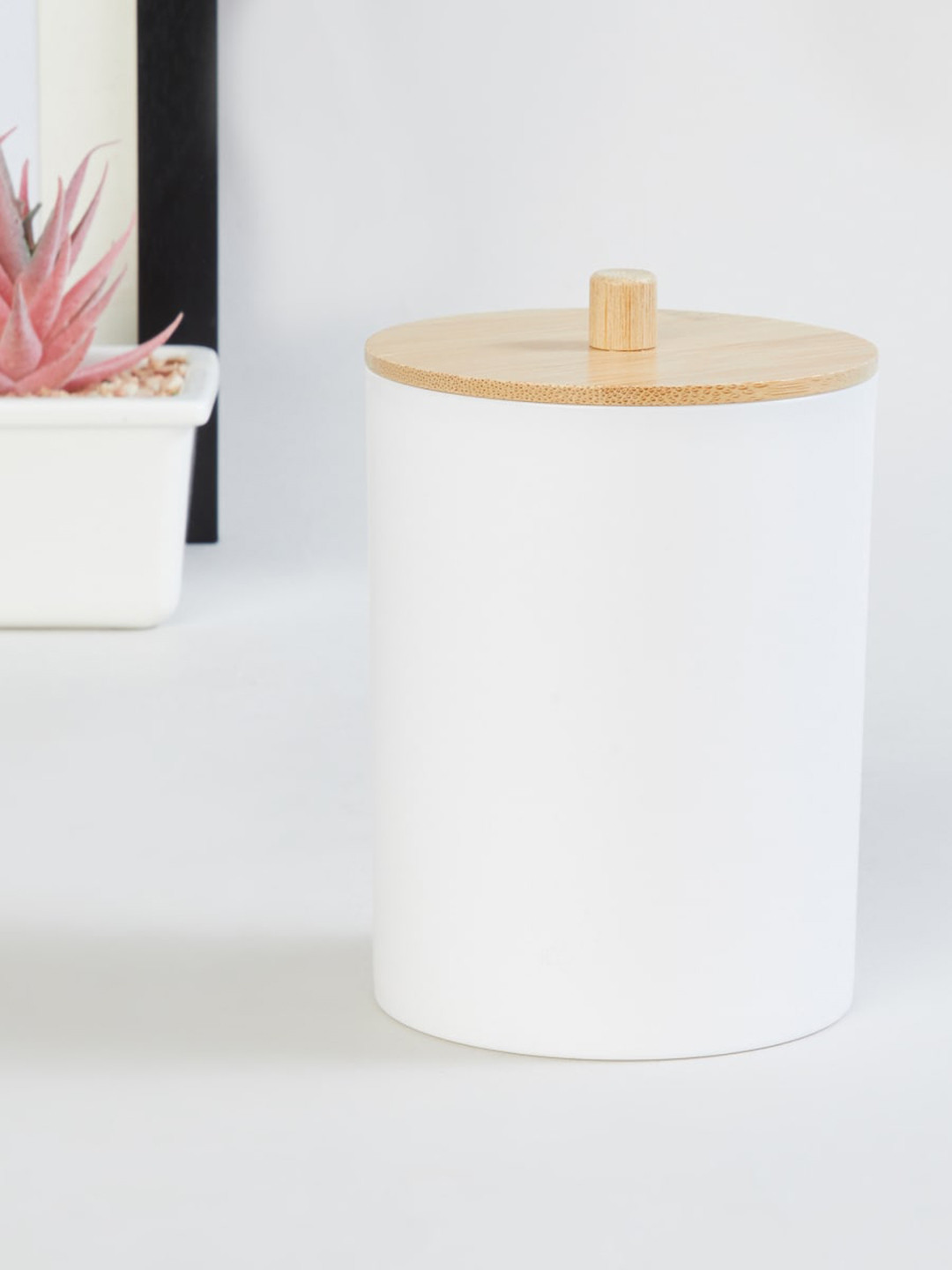 

Home Centre Unisex Bathroom Accessories, White