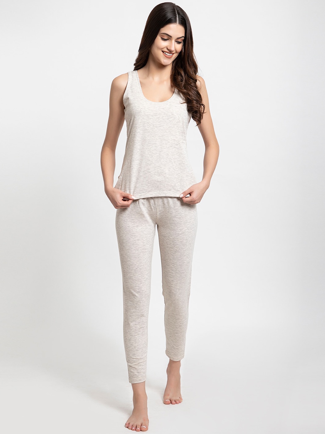 

ARMISTO Women Off White Solid Stretchable Cotton Thermal Set