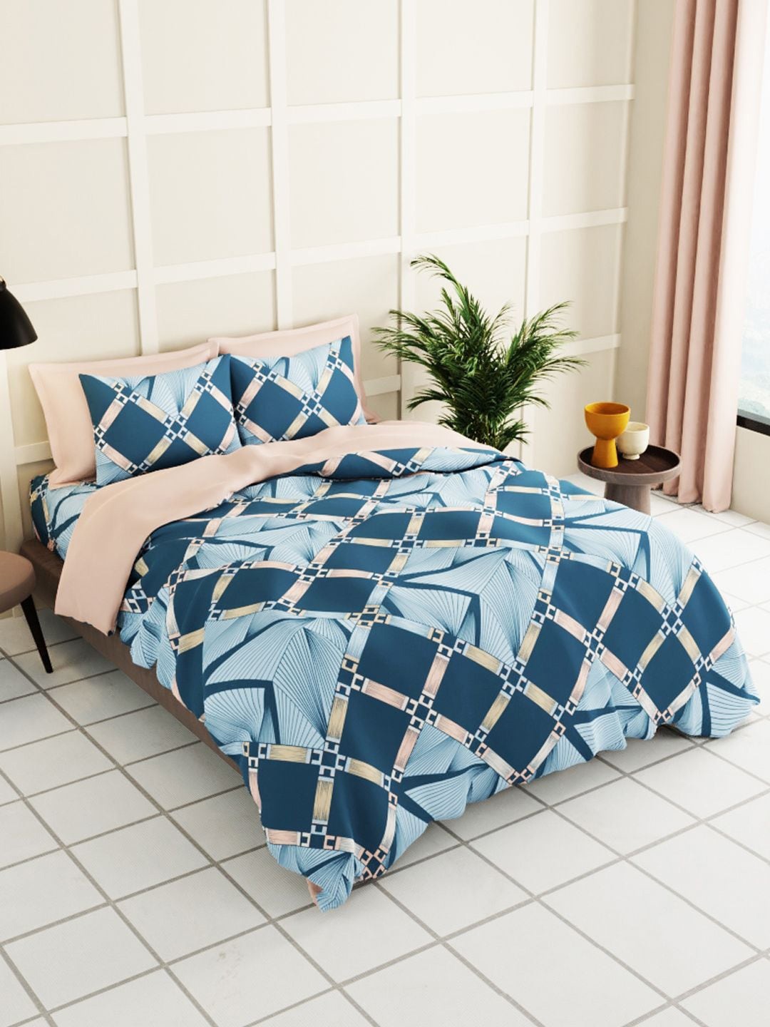 

BIANCA Blue & Beige Geometric 160 TC King Bedsheet with 2 Pillow Covers 3pc set