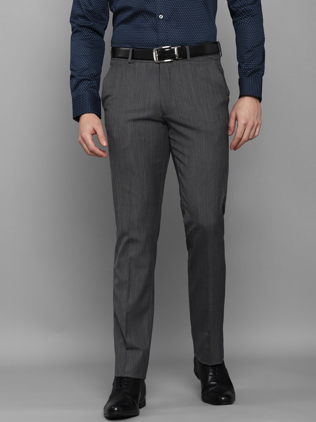 

Louis Philippe Men Grey Regular Fit Solid Trousers