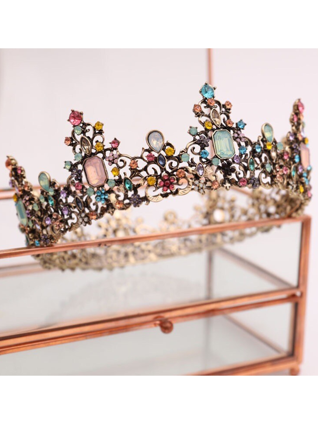 

ANNA CREATIONS Women Gold-Toned & Green Embellished Tiara