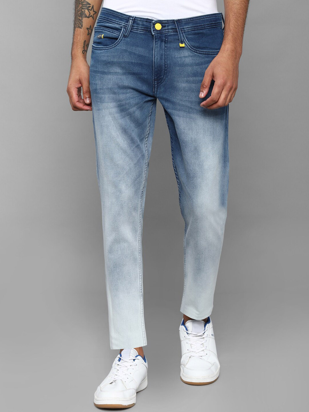 

Allen Solly Sport Men Blue Slim Fit Heavy Fade Acid Wash Jeans
