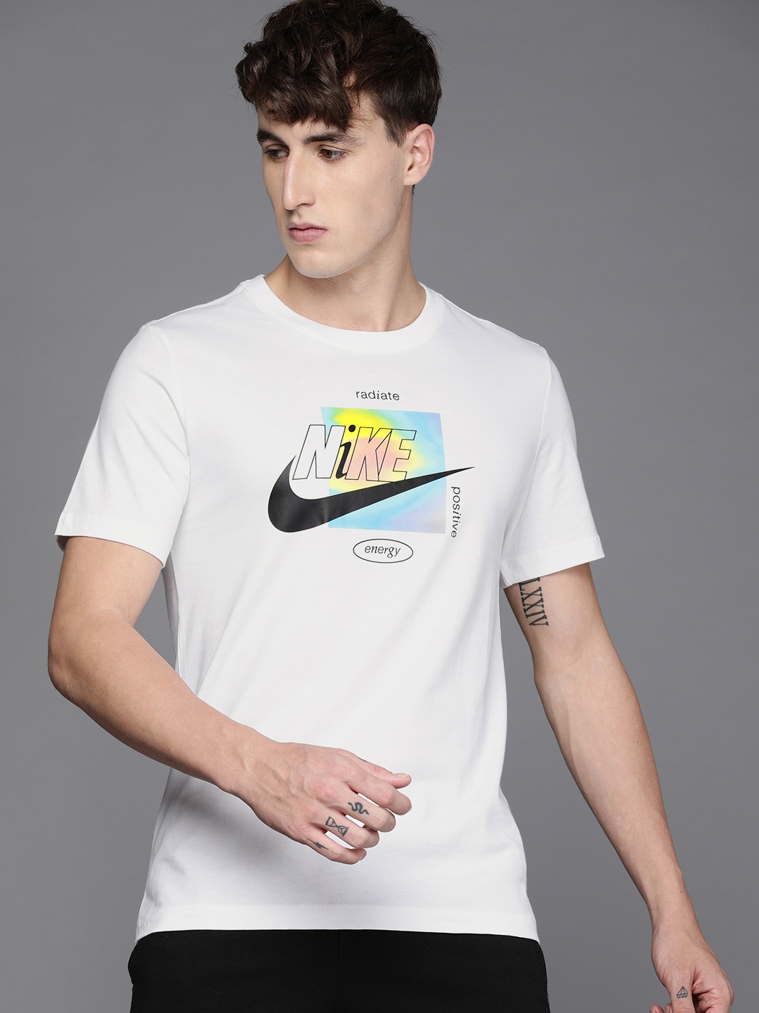 

Nike Men White Brand Logo NSW SI HBR Printed T-shirt