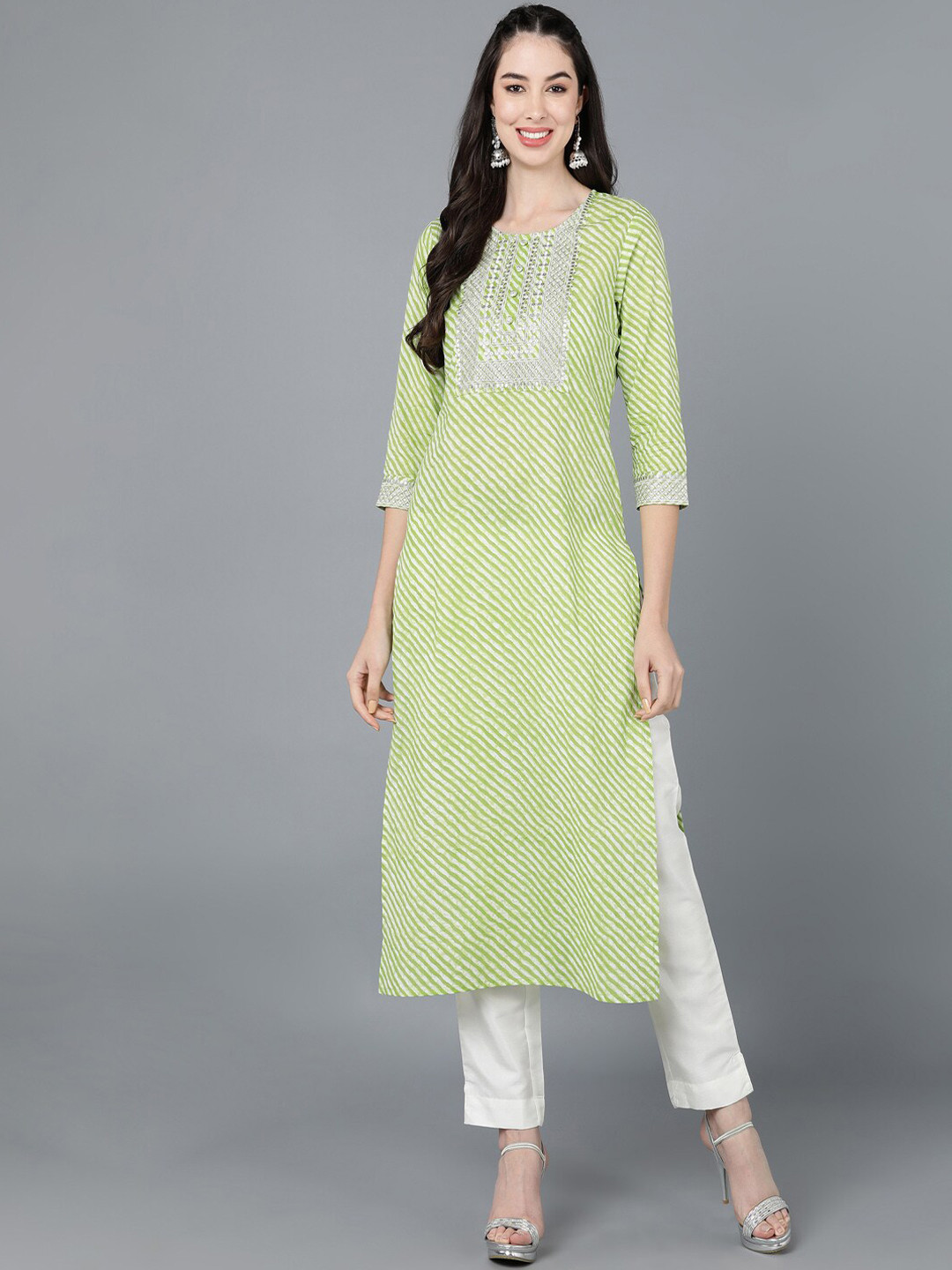 

kipek Women Green Geometric Printed Kurta