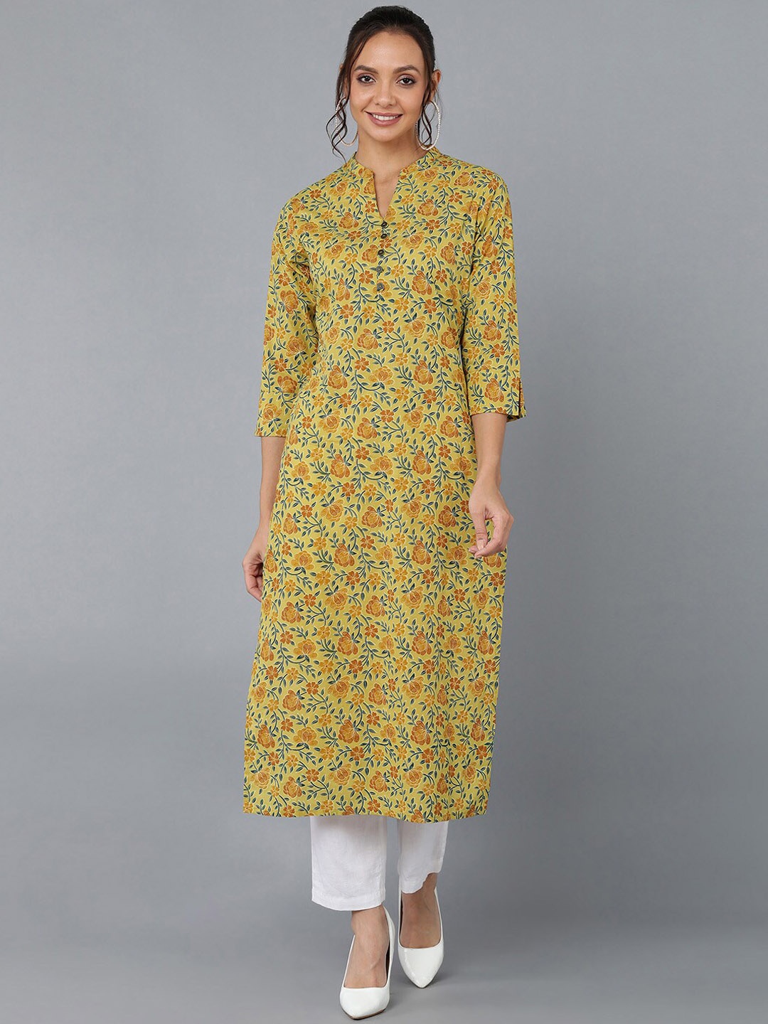 

kipek Women's Mustard Yellow Paisley Printed Gotta Patti Kurta