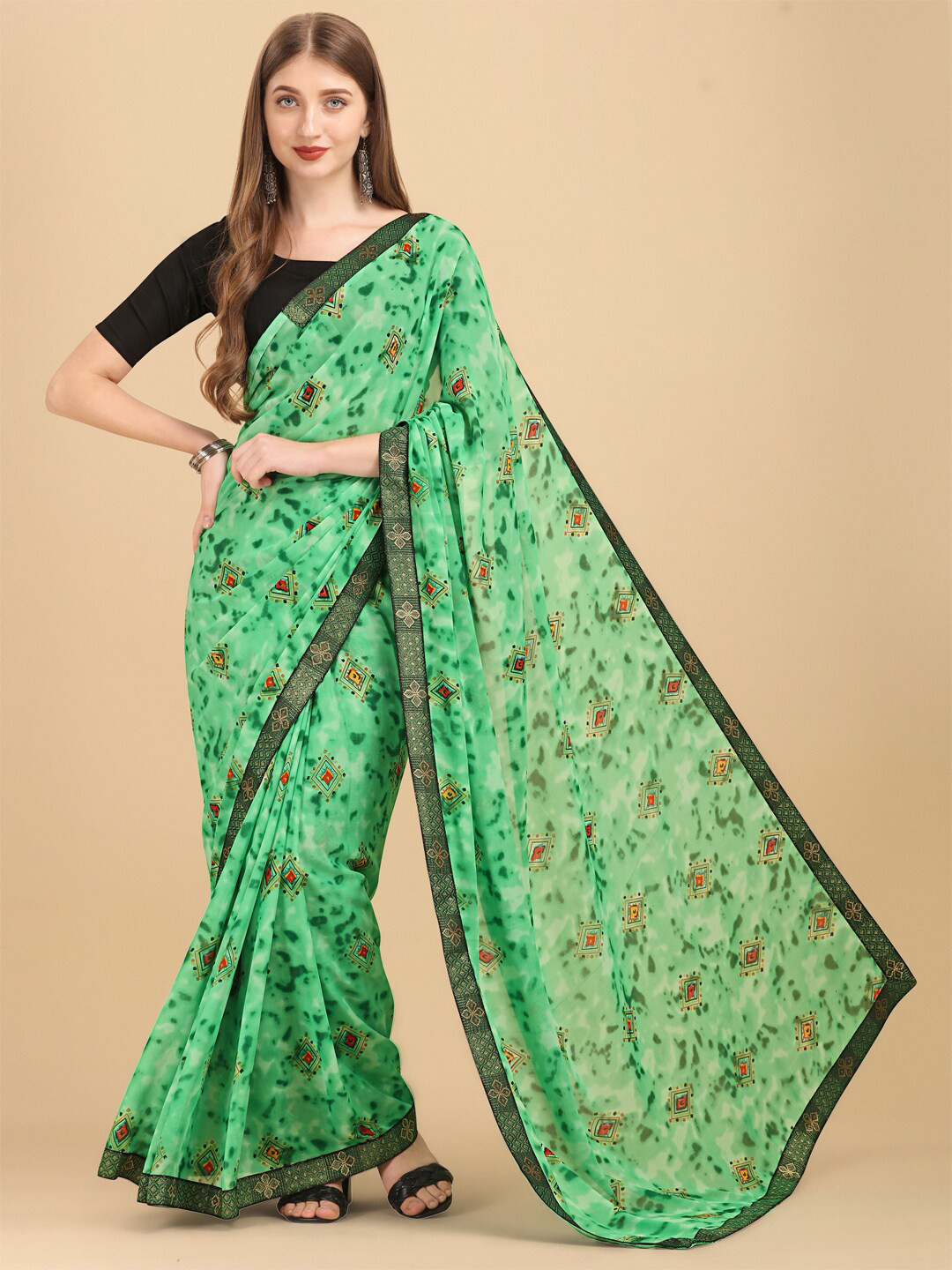 

Sangria Green & Red Pure Georgette Saree