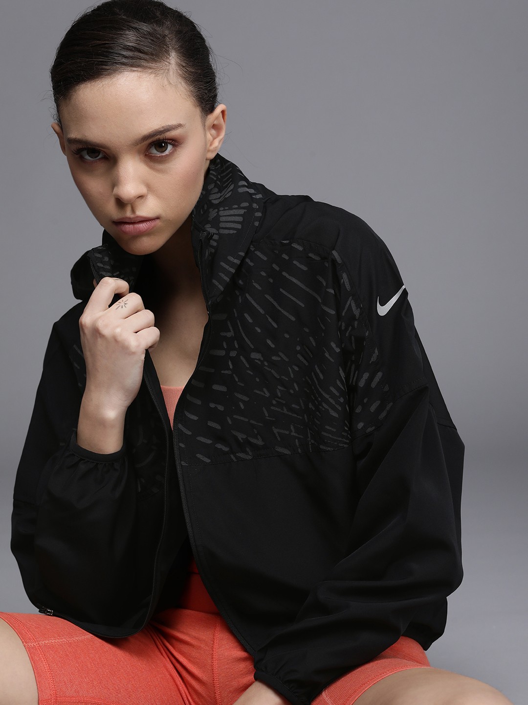 

Nike Women Black Geometric Printed Running Sporty Jacket