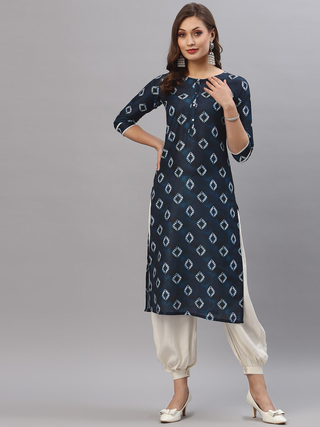

KALINI Women Blue & White Geometric Printed Kurta