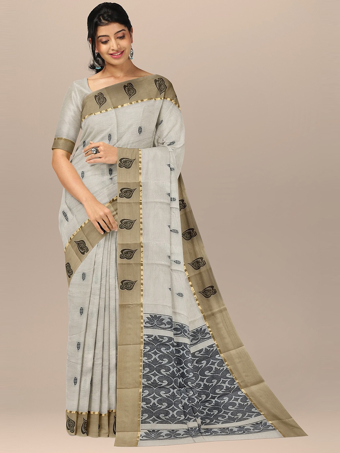 

The Chennai Silks Beige & Gold-Toned Ethnic Motifs Pure Cotton Fusion Kovai Saree