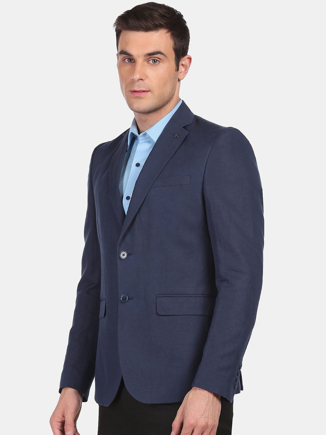 

Arrow Men Blue Solid Single-Breasted Blazers