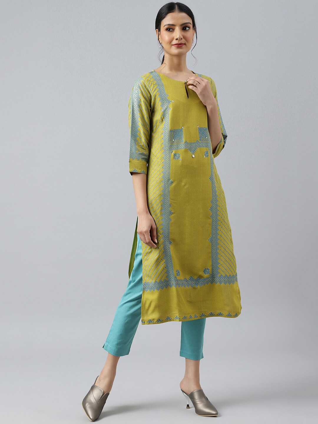 

W Women Green & Blue Ethnic Motifs Embroidered Keyhole Neck Thread Work Kurta
