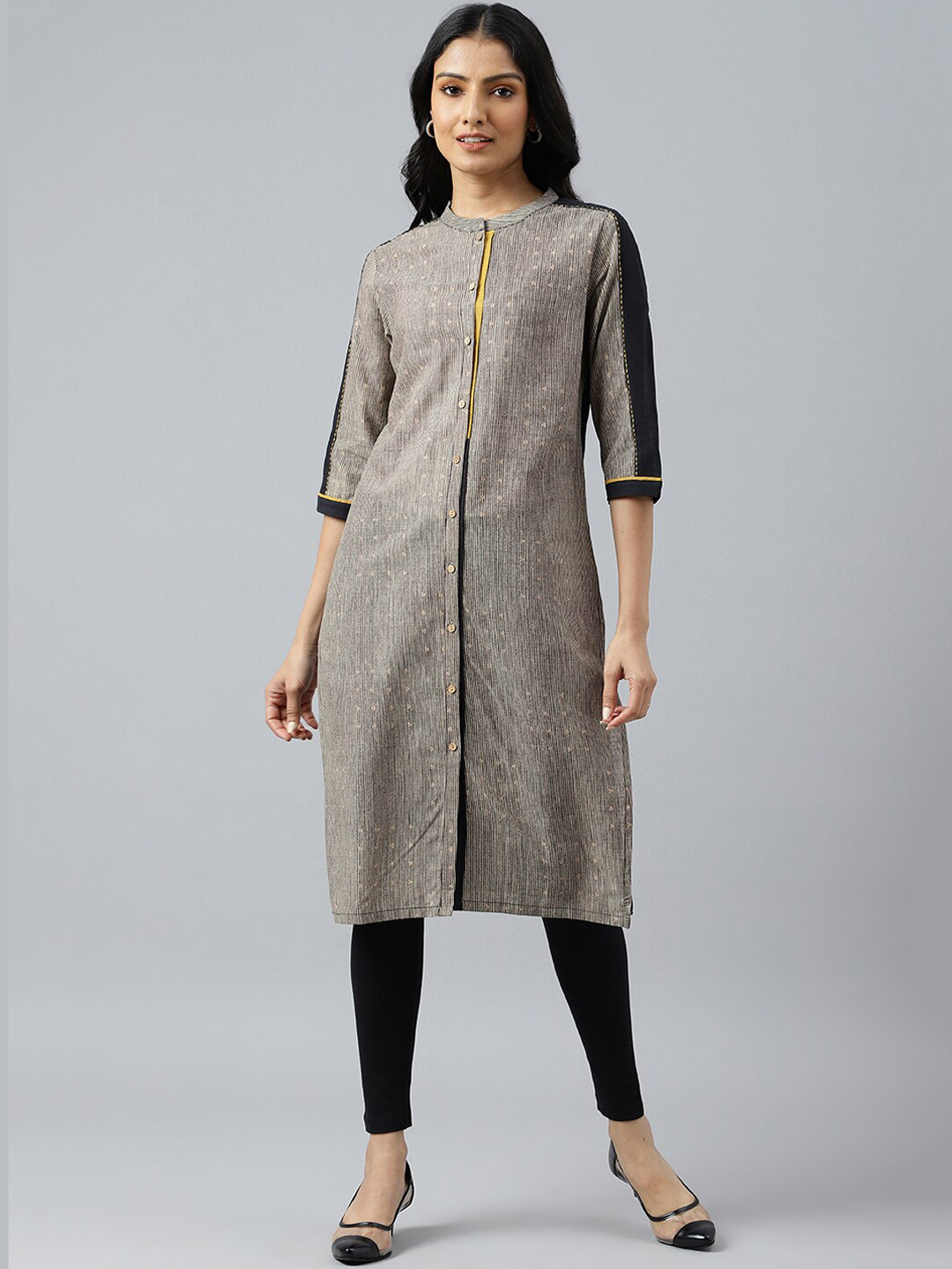 

W Women Beige & Black Striped Thread Work Kurta