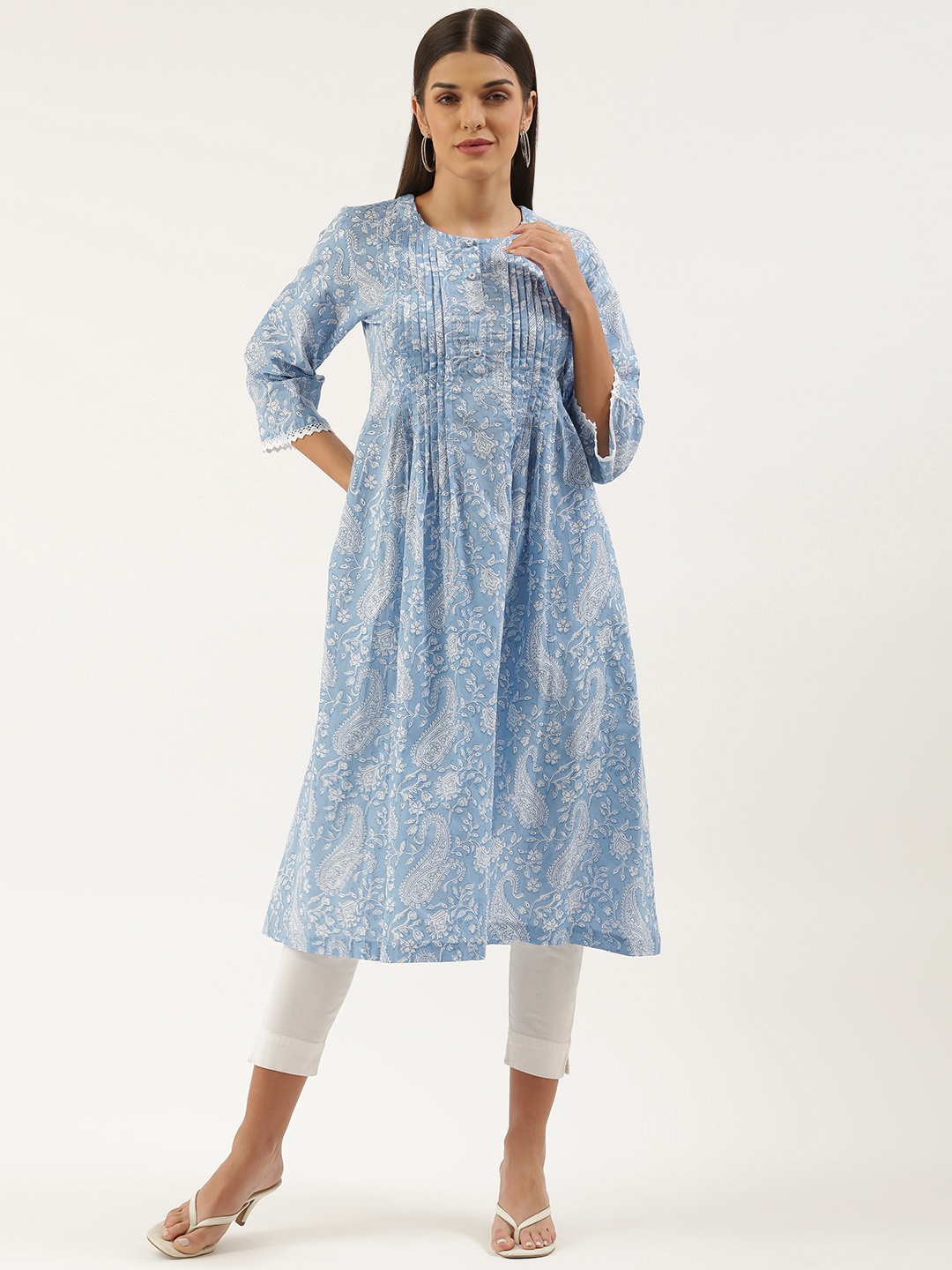 

FABRIC FITOOR Women Blue & White Paisley Printed Pure Cotton Kurta