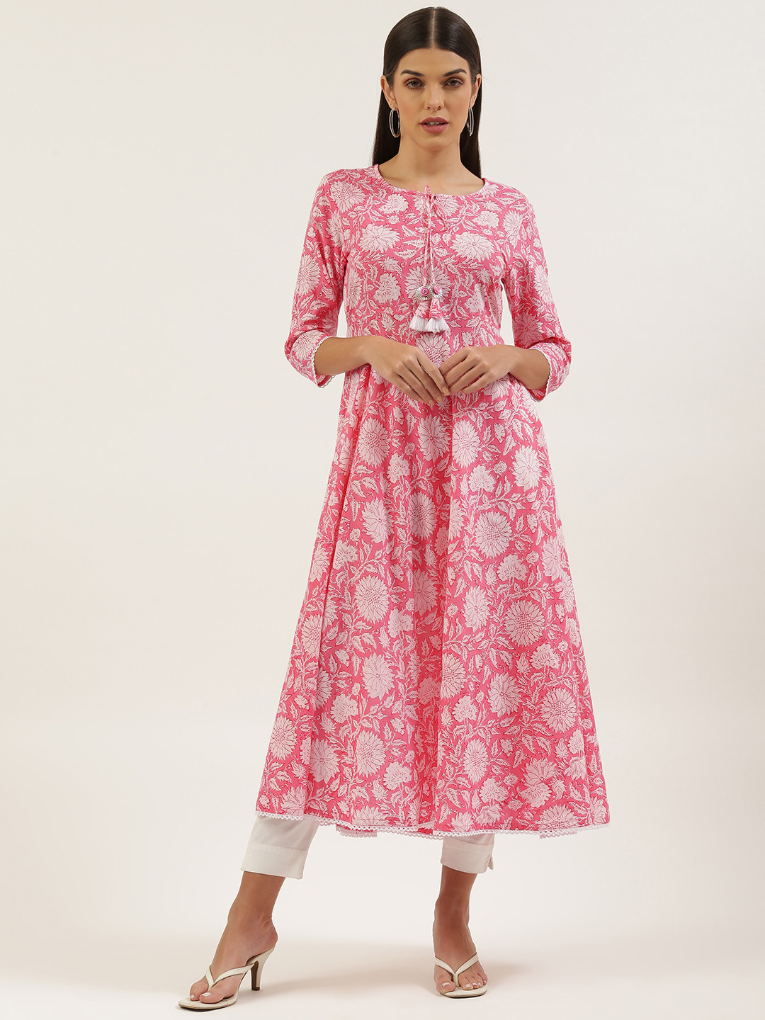

FABRIC FITOOR Women Pink & White Ethnic Motifs Printed Pure Cotton Anarkali Kurta