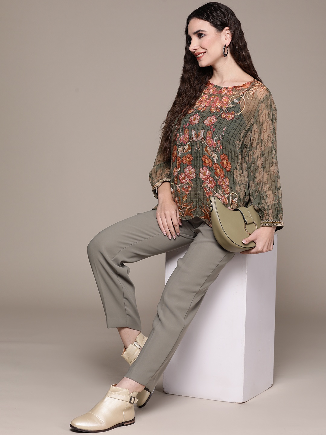 

aarke Ritu Kumar Green Printed Georgette Top with Camisole