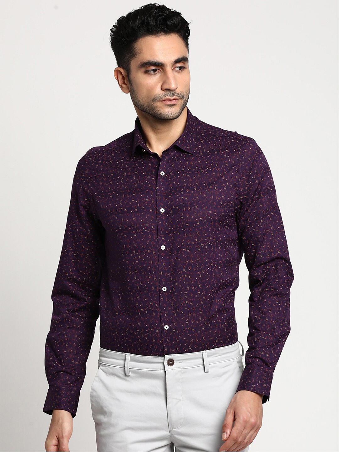 

Turtle Men Purple Slim Fit Floral Printed Casual Shirt