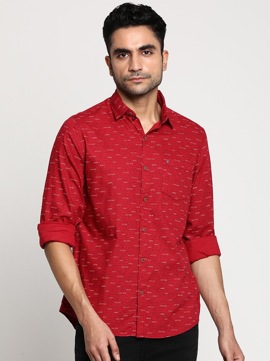 

Turtle Men Red Slim Fit Printed Casual Shirt