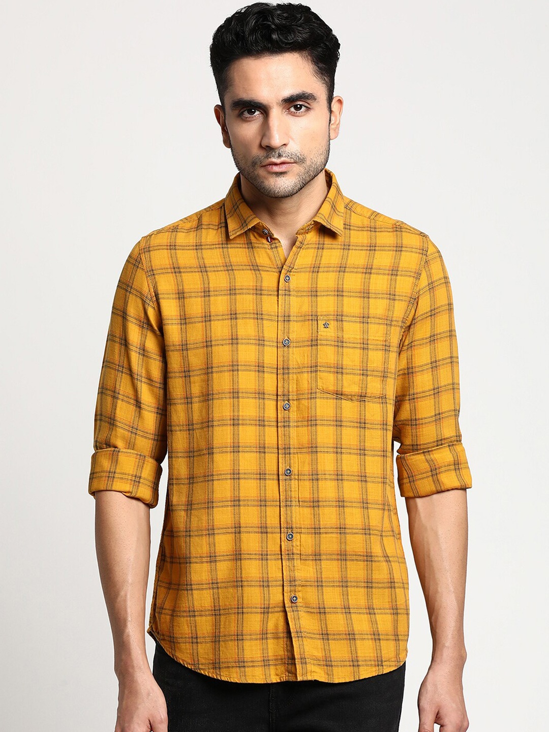 

Turtle Men Yellow Slim Fit Checked Formal Shirt