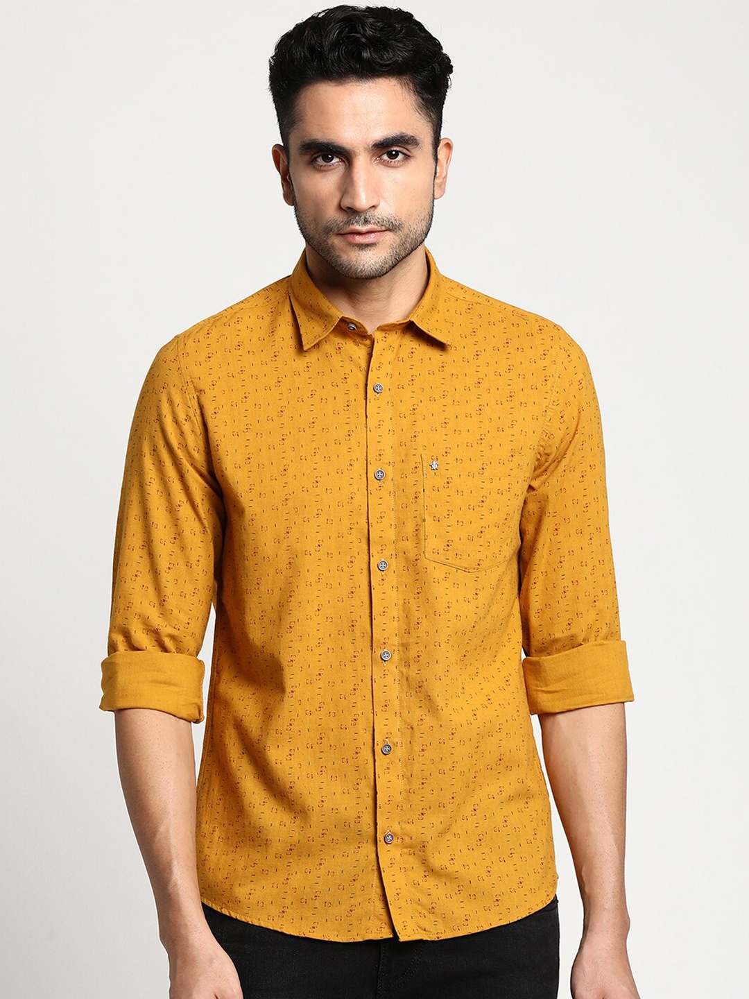 

Turtle Men Mustard Slim Fit Printed Casual Shirt