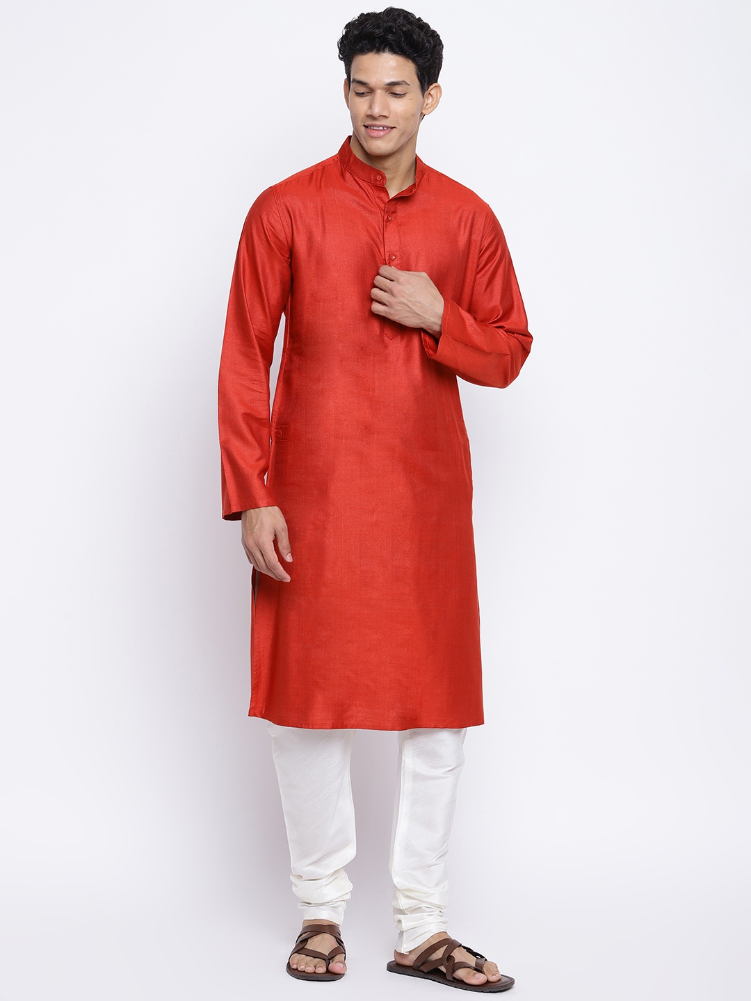 

Fabindia Men Red Solid Slim Fit Kurta