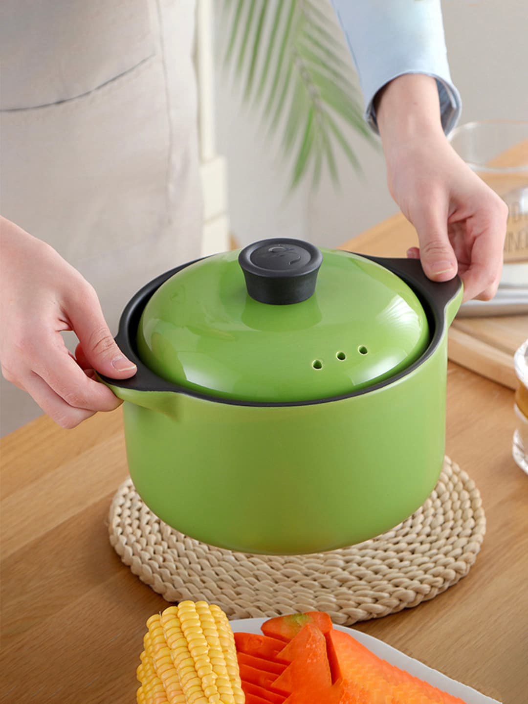 

Nestasia Green Solid Ceramic Soup Pot With Lid