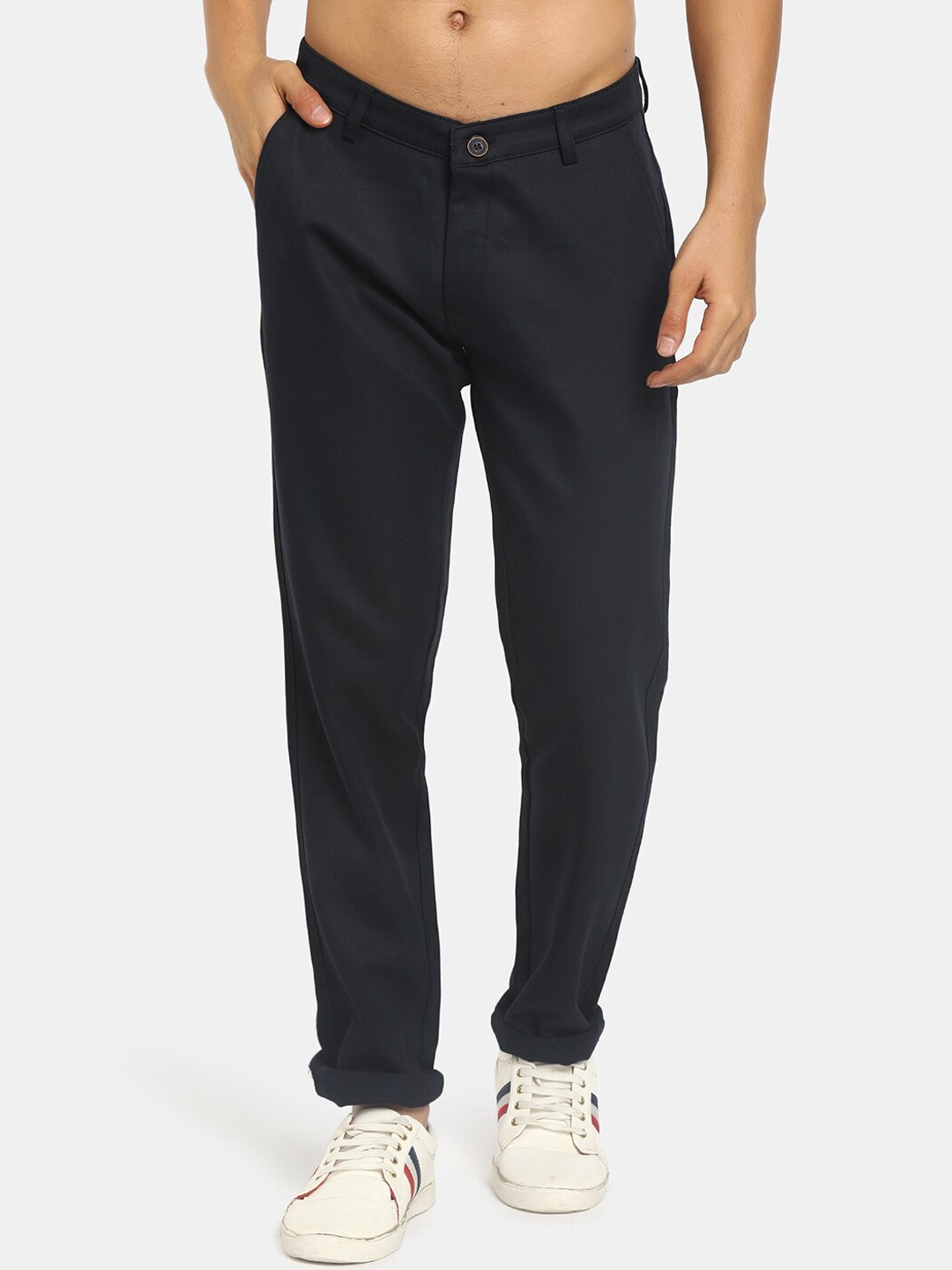 

V-Mart Men Black Classic Slim Fit Chinos Trousers