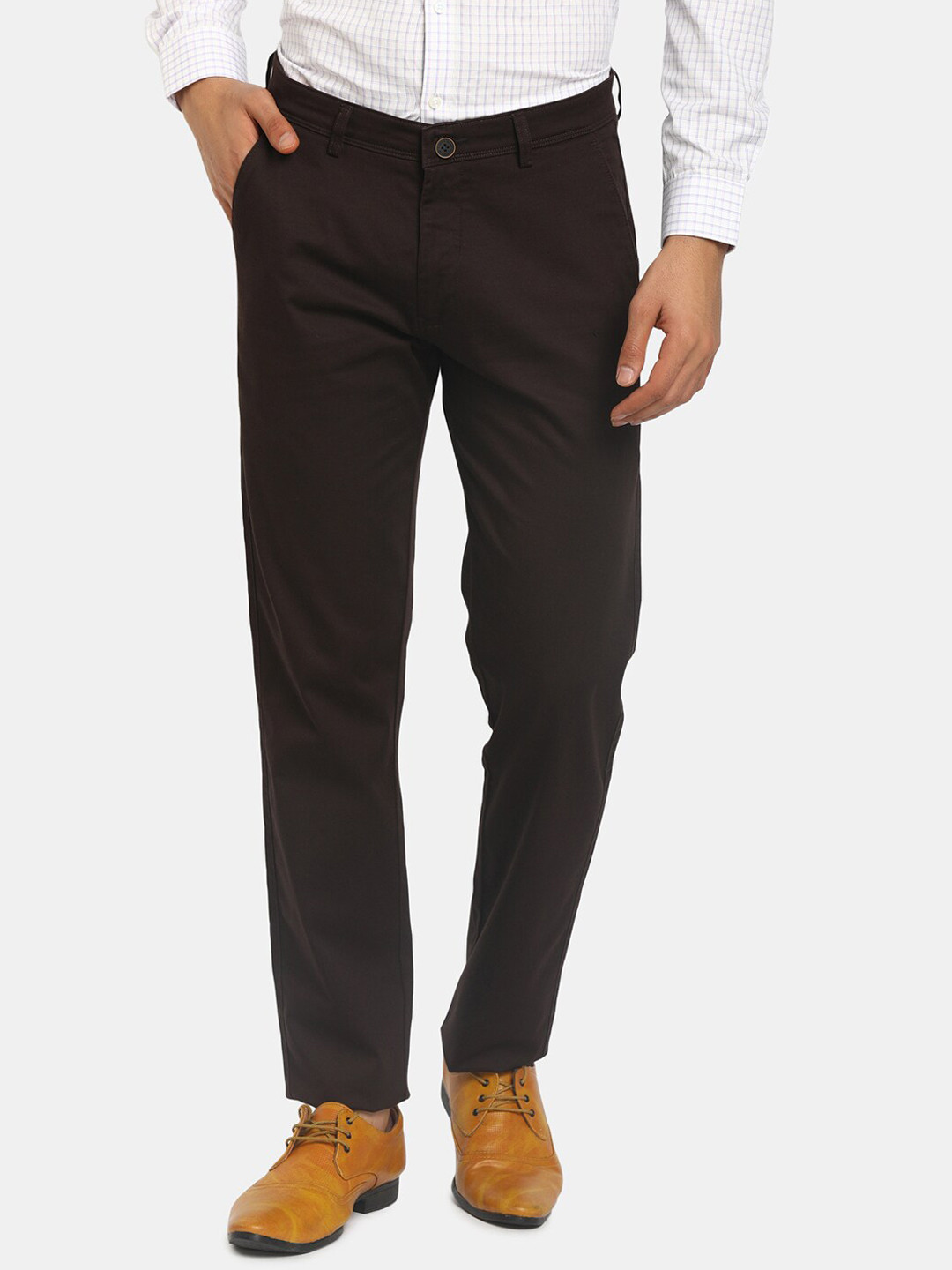 

V-Mart Men Brown Classic Slim Fit Chinos Trousers