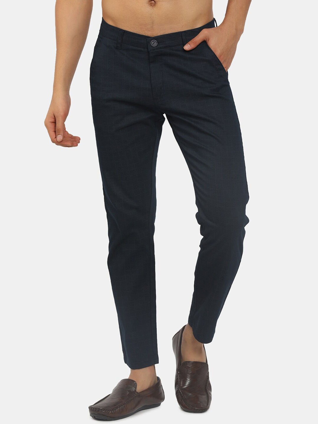 

V-Mart Men Blue Checks Classic Chinos Trousers