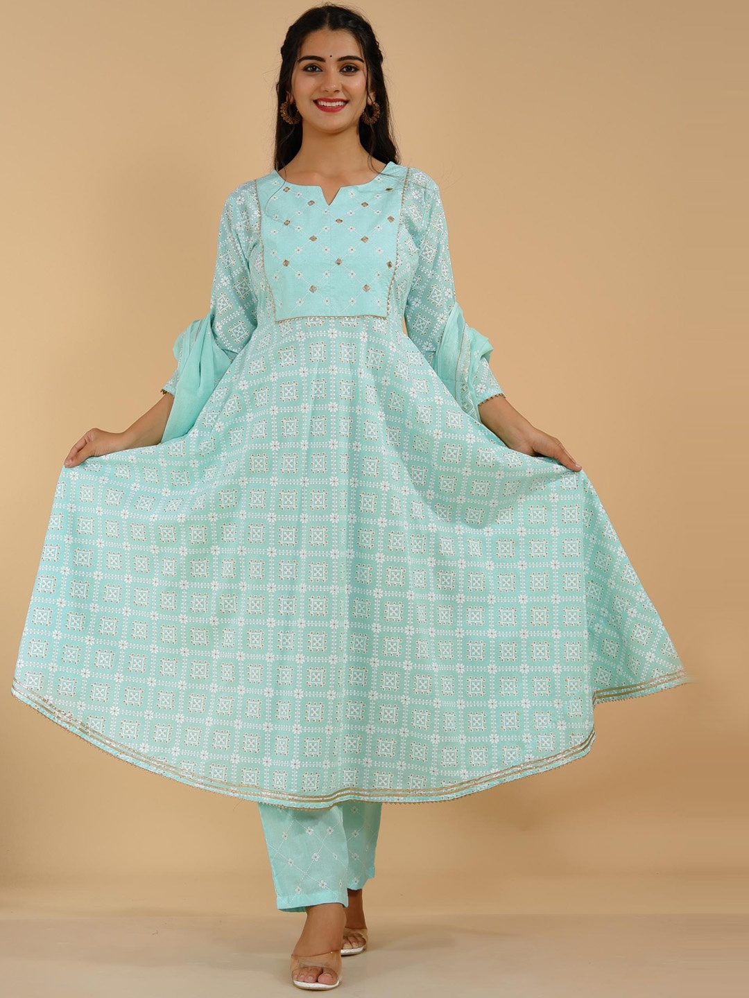 

Tetalee Women Green Ethnic Motifs Printed Gotta Patti Pure Cotton Kurta with Trousers & With Dupatta