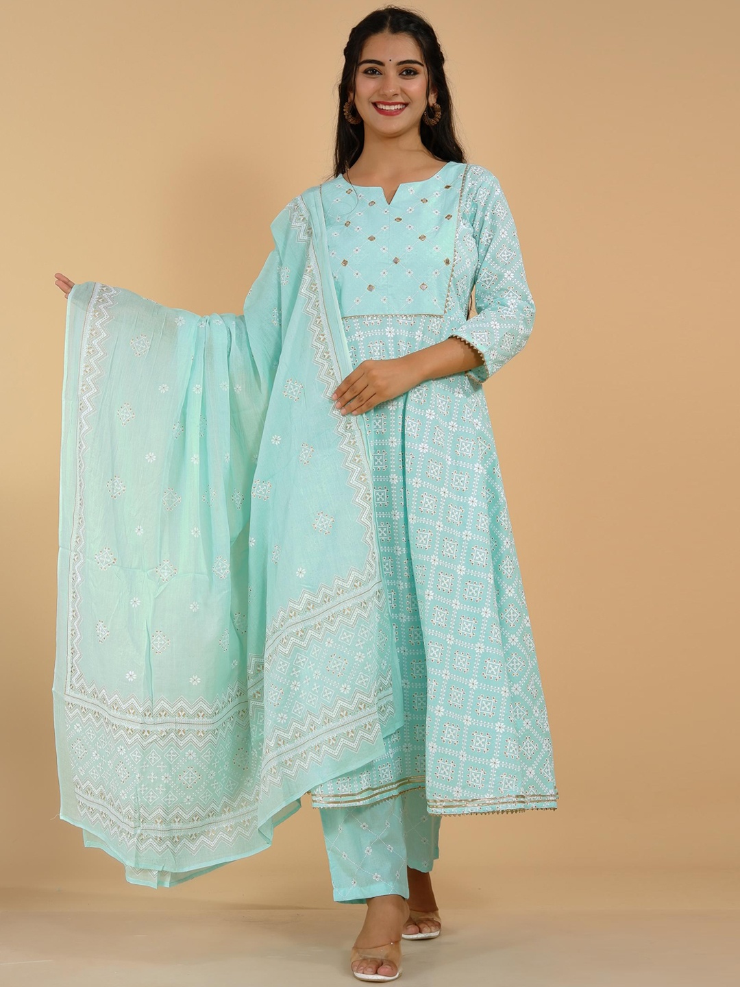 

Tetalee Women Green Ethnic Motifs Embroidered Empire Gotta Patti Pure Cotton Kurta with Trousers & With