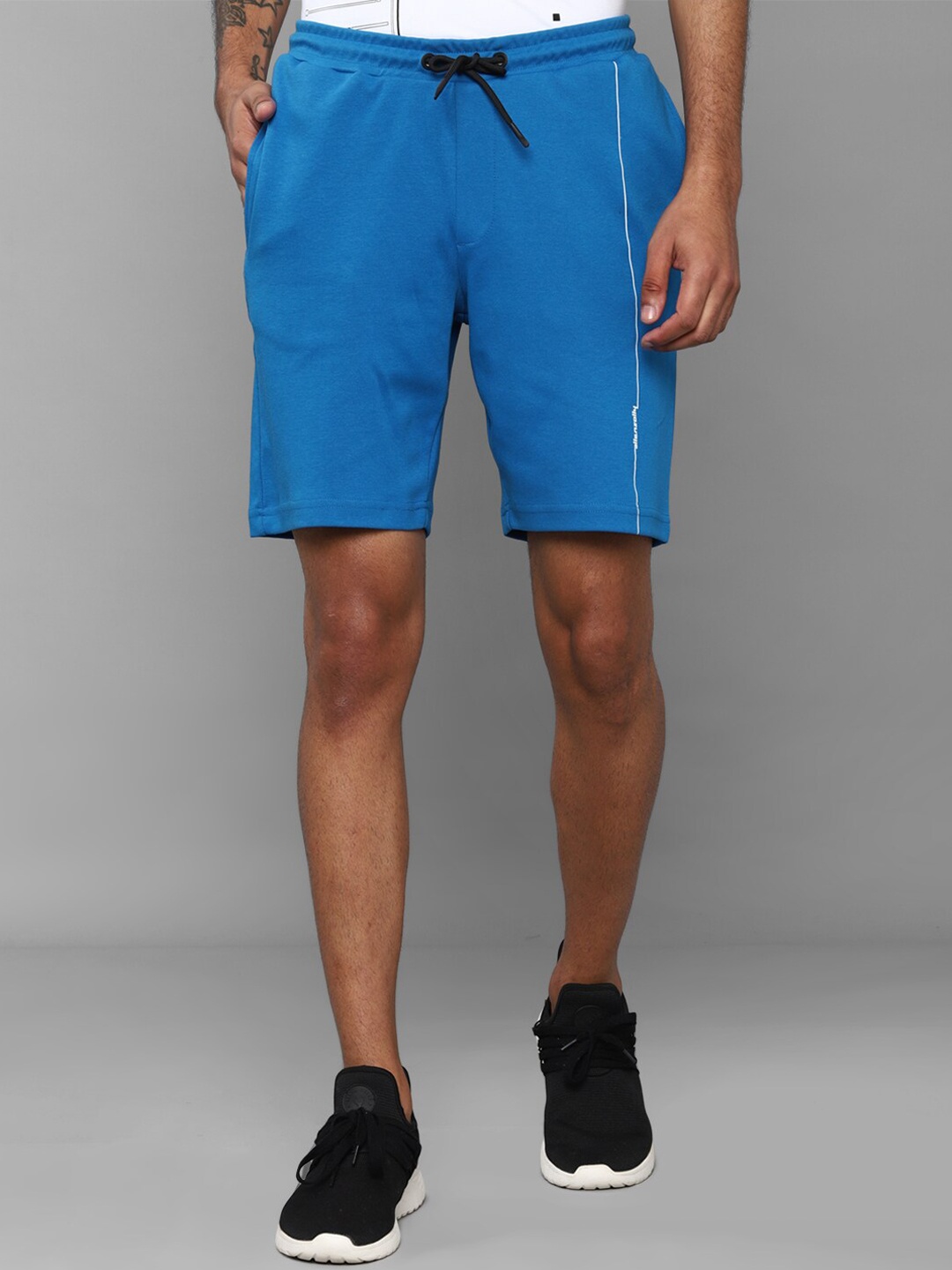 

Allen Solly Men Blue Slim Fit Sports Shorts