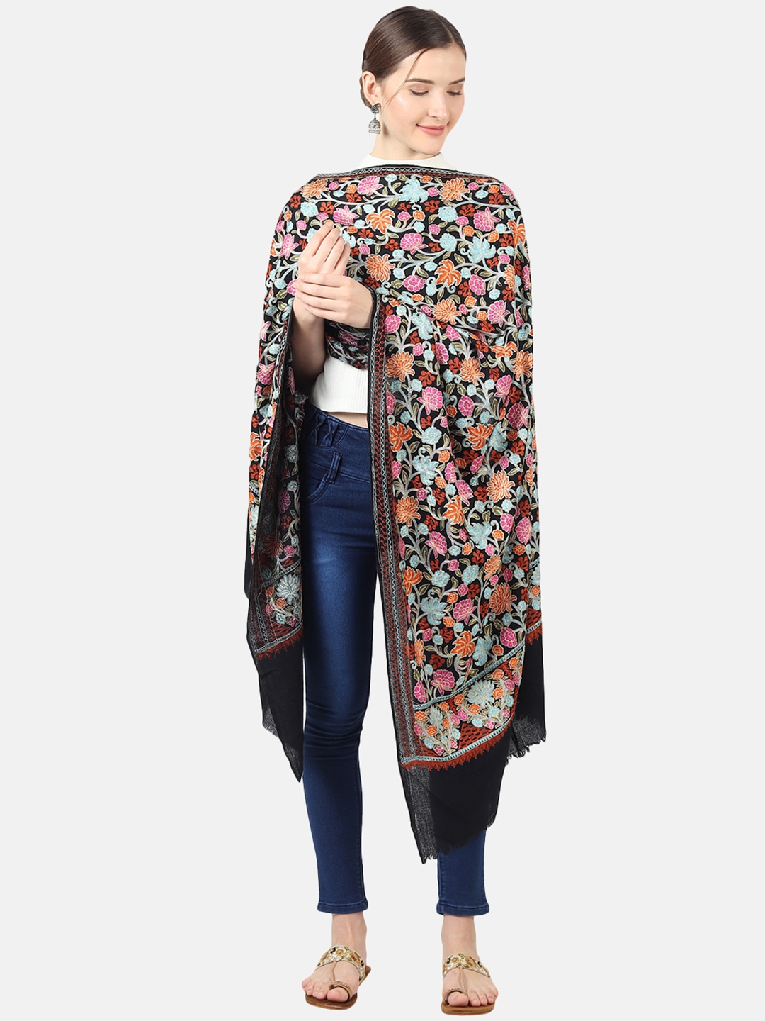 

MUFFLY Women Black & Green Embroidered Stole