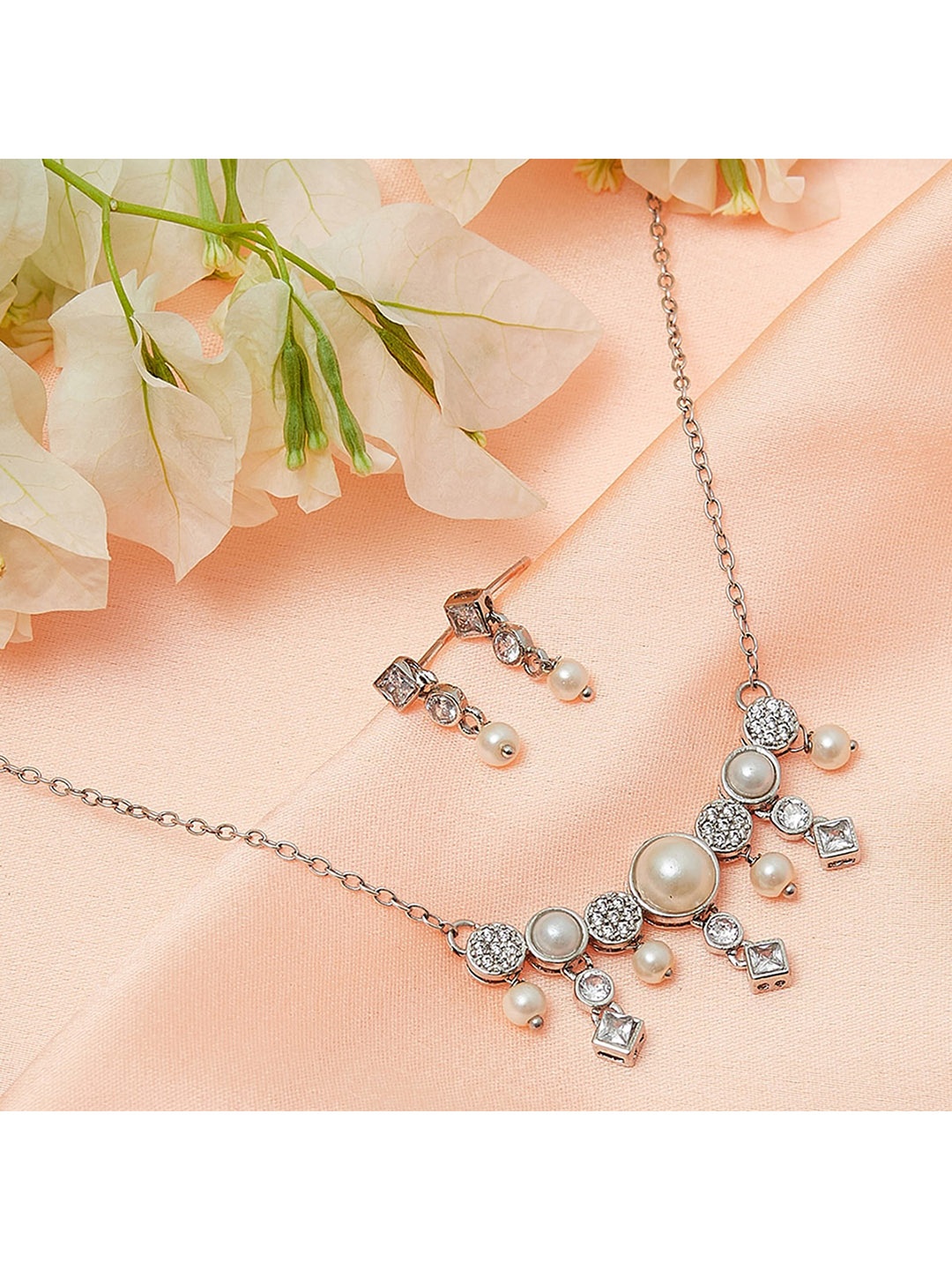 

Voylla Women Silver-Toned Rhodium Plated Pendant with Earrings