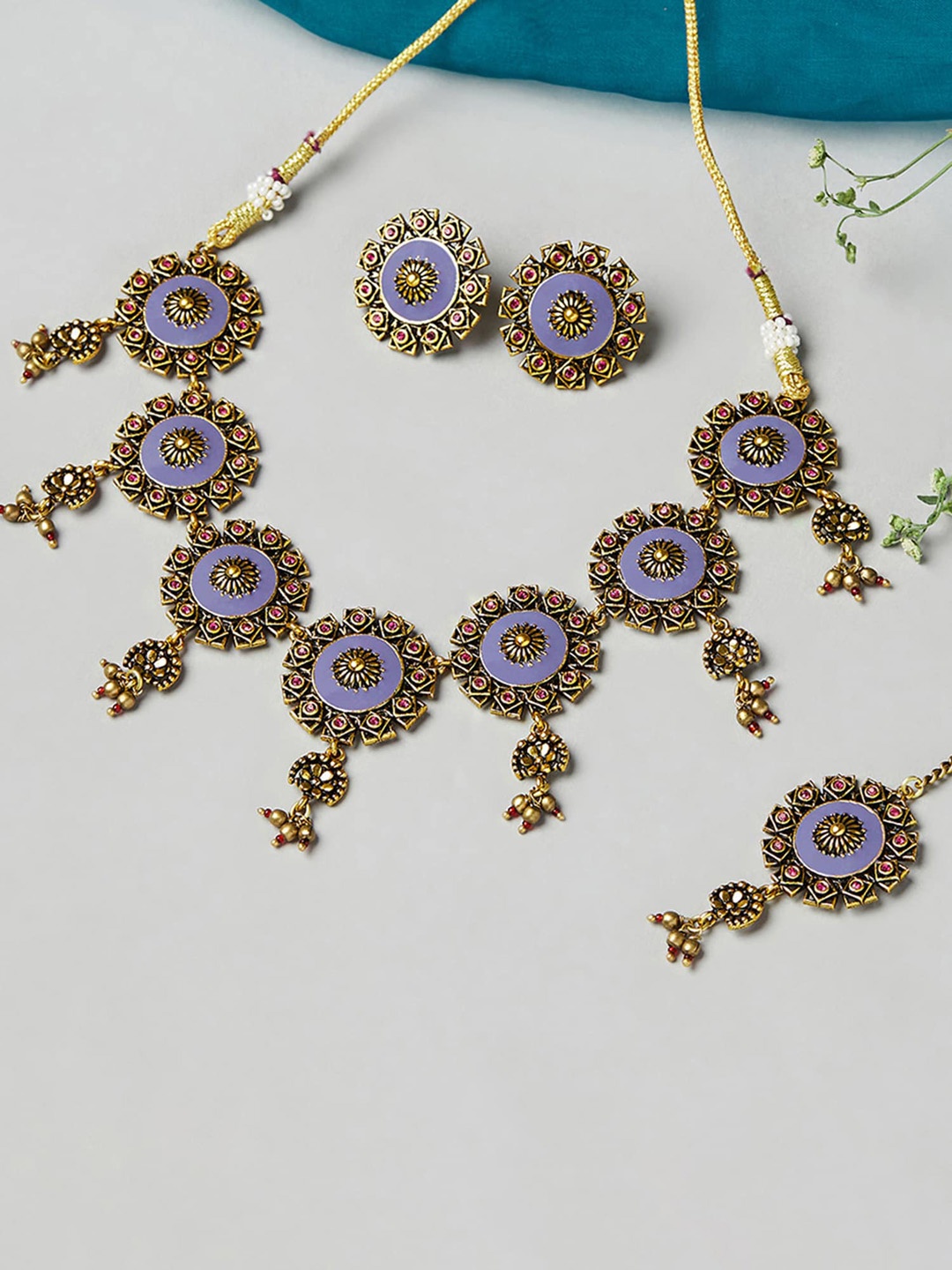 

Voylla Gold-Plated Pink Stone-Studded & Beaded Jewellery Set