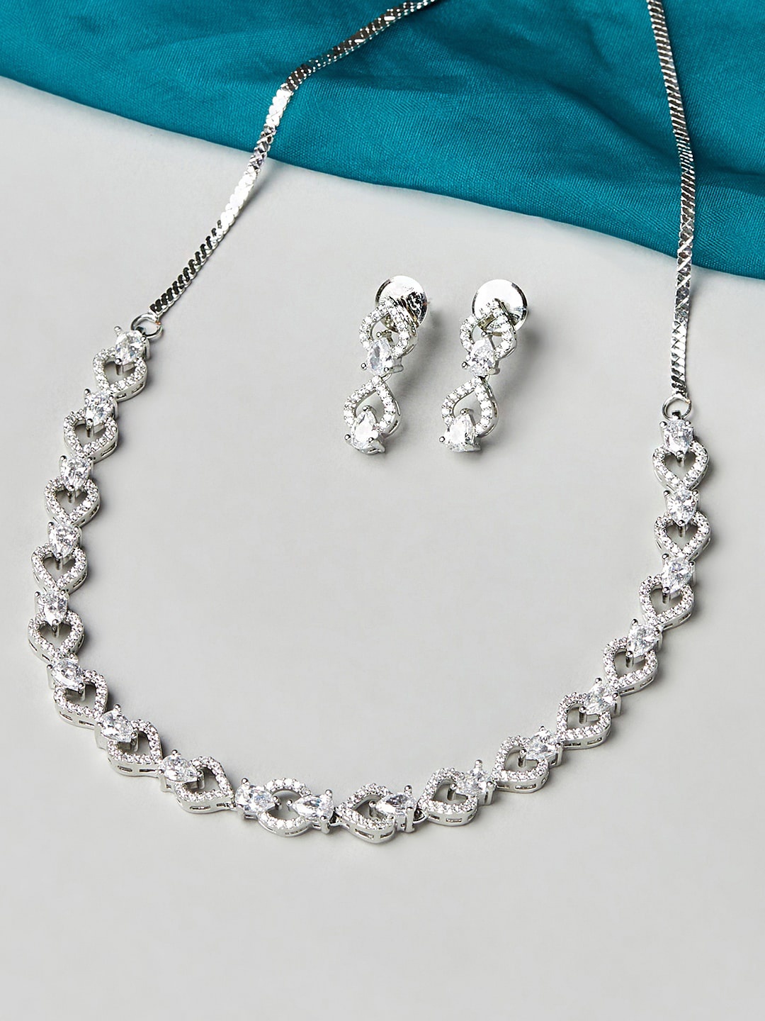 

Voylla Silver-Plated White Stone Studded Jewellery Set