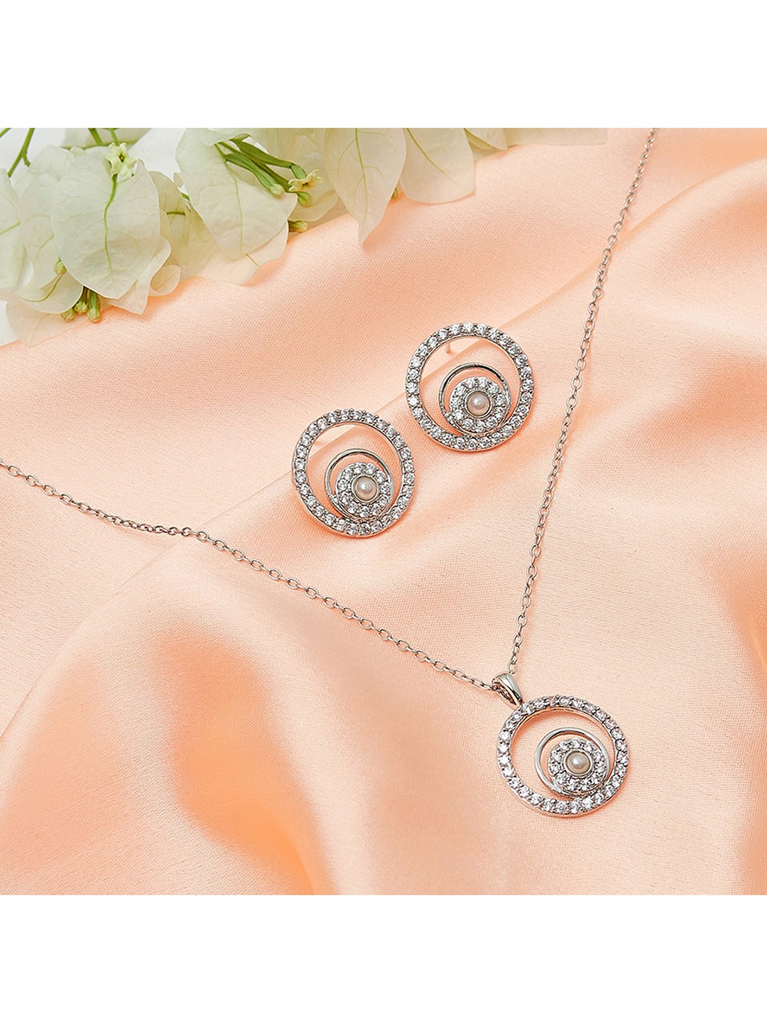 

Voylla Women Silver-Toned Rhodium-Plated Spherical Pendant with Earrings Set