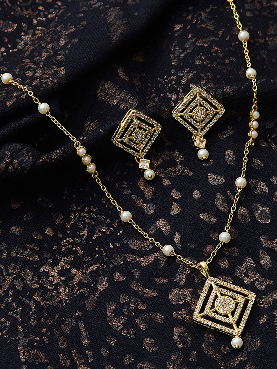 

Voylla Gold-Plated White Studded Pendant Set