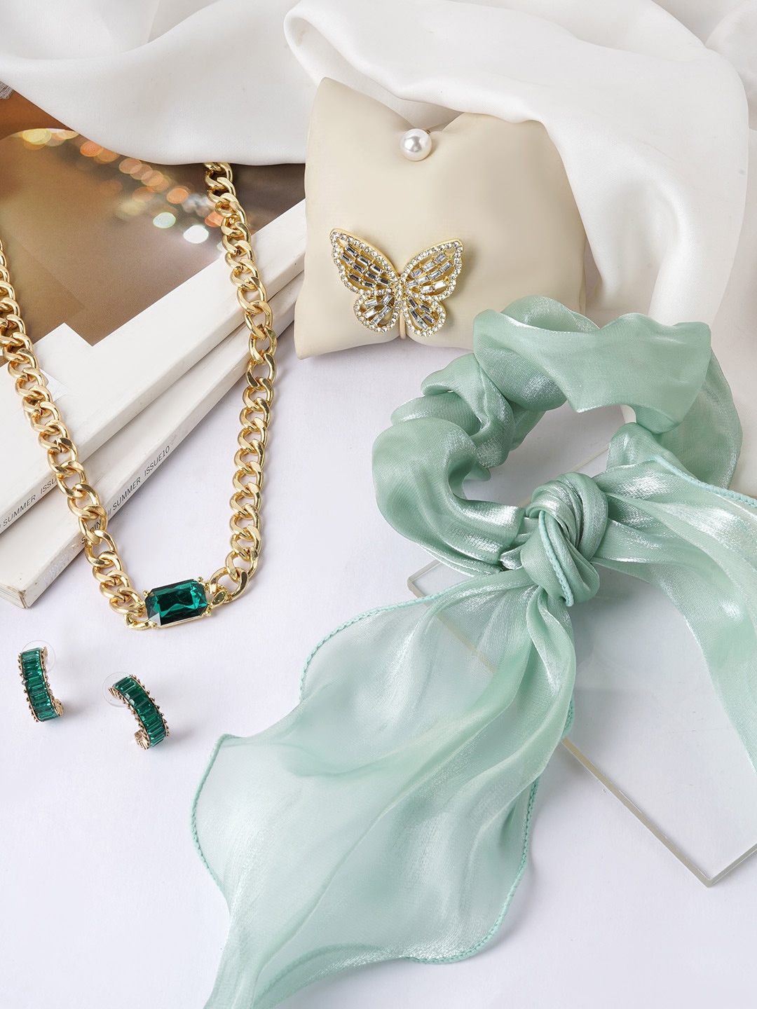 

JOKER & WITCH Gold-Toned & Green Stone-Studded Jewellery Set