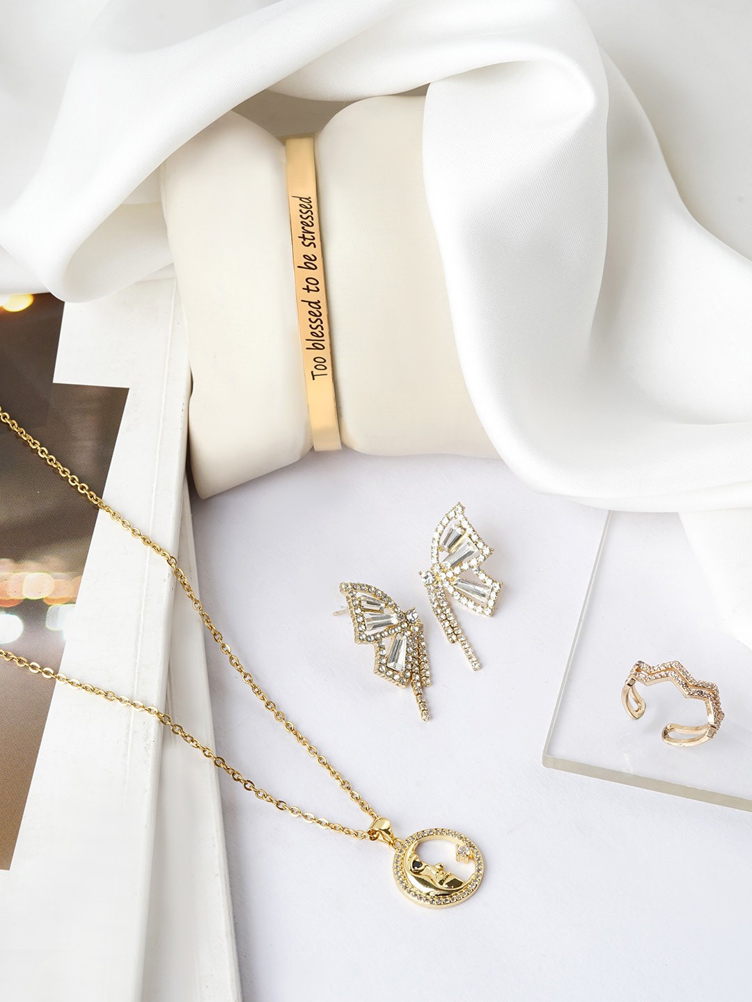 

JOKER & WITCH Women Gold-Plated Brigitte Jewelry Set
