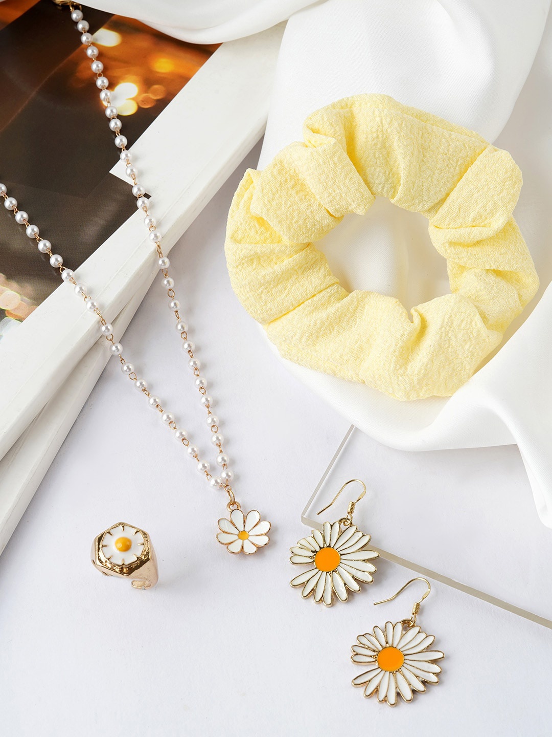 

JOKER & WITCH Gold Coloured White & Yellow Pearls Beaded Jewellery Set