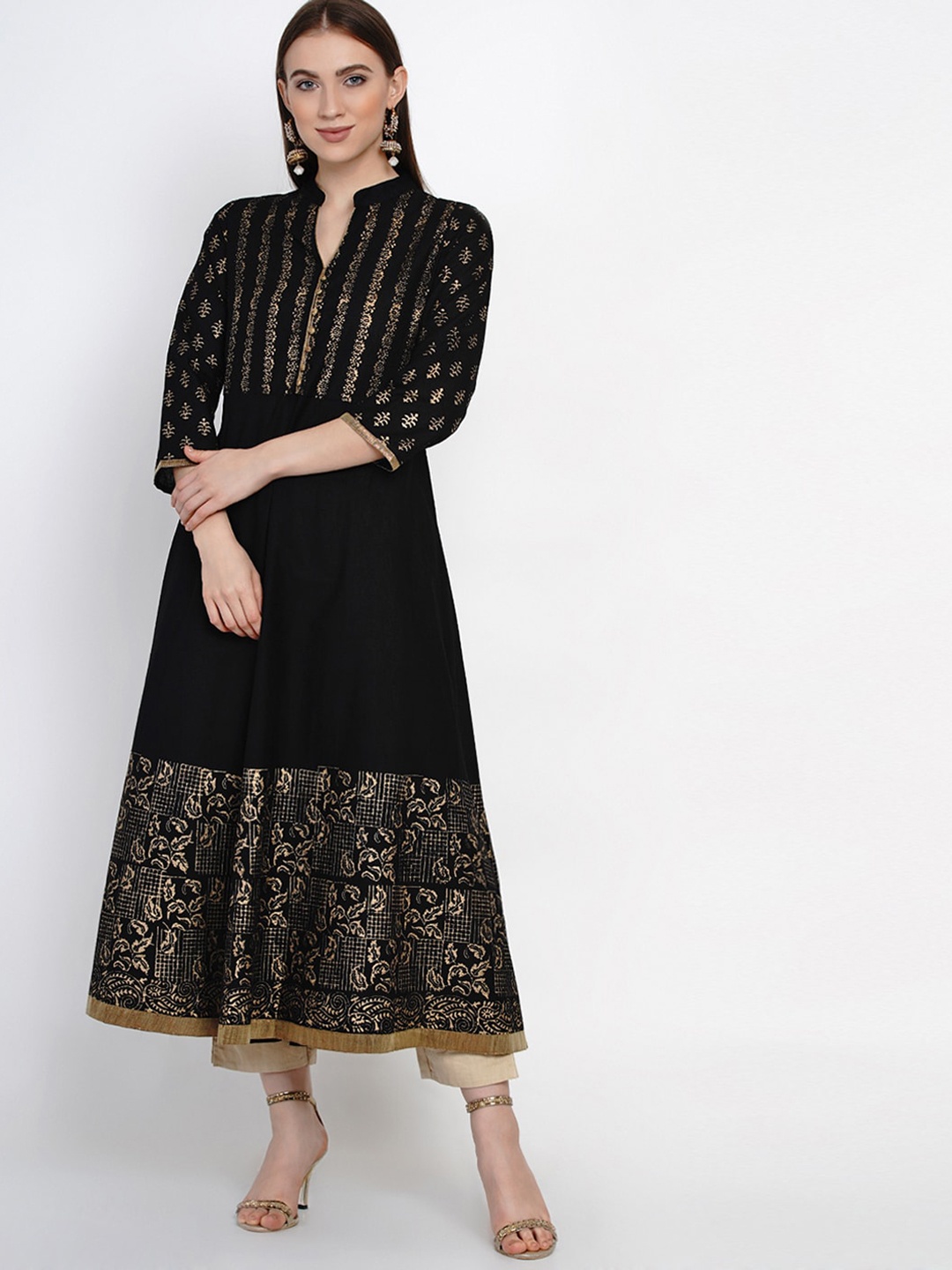 

RIYA Women Black & Gold-Toned Ethnic Motifs Yoke Design Block Print Anarkali Kurta