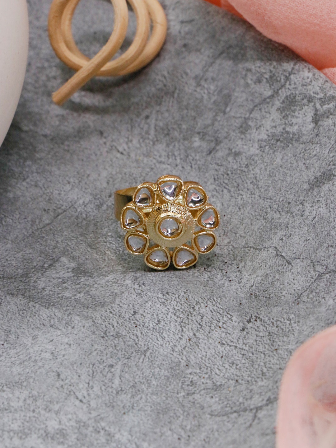 

Ishhaara Women Brass-Plated White Kundan-Studded Adjustable Finger Ring, Gold