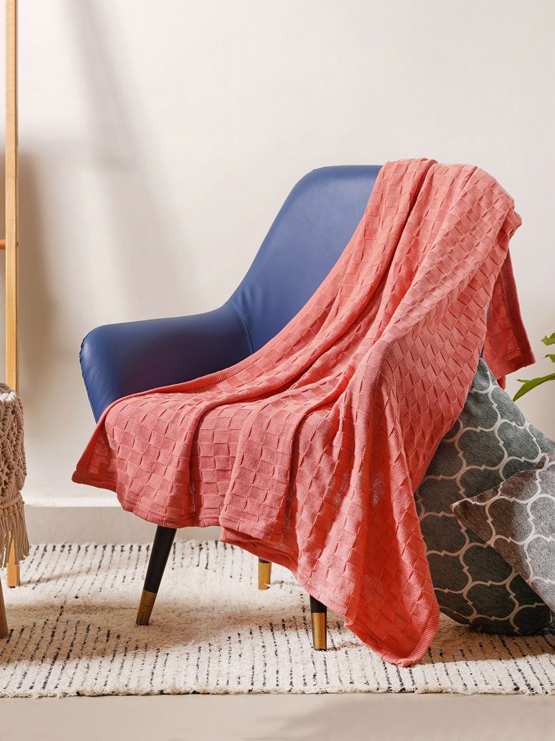 

Nestasia Peach Knitted Throw