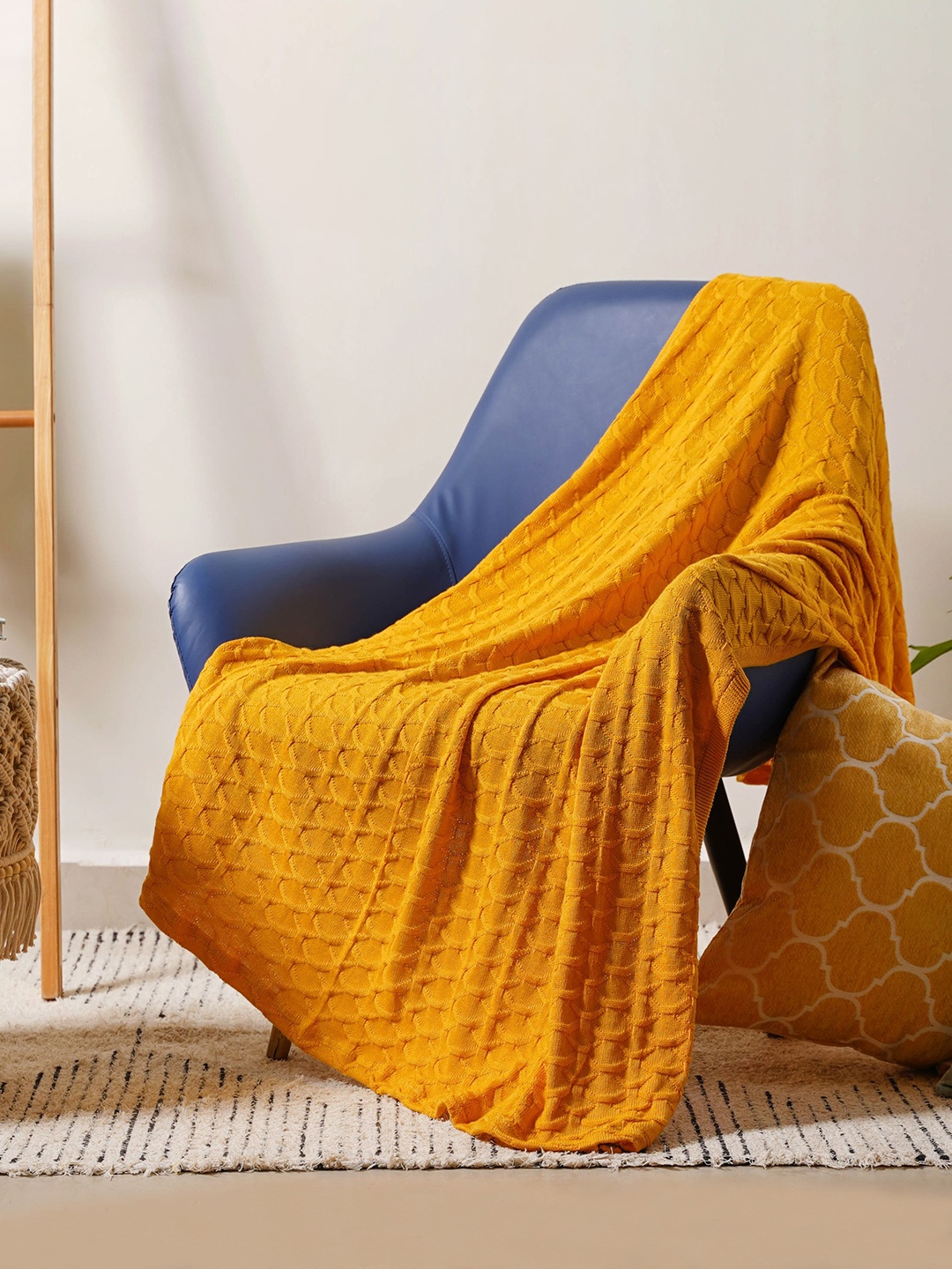 

Nestasia Mustard Yellow Scallop Knitted Throw