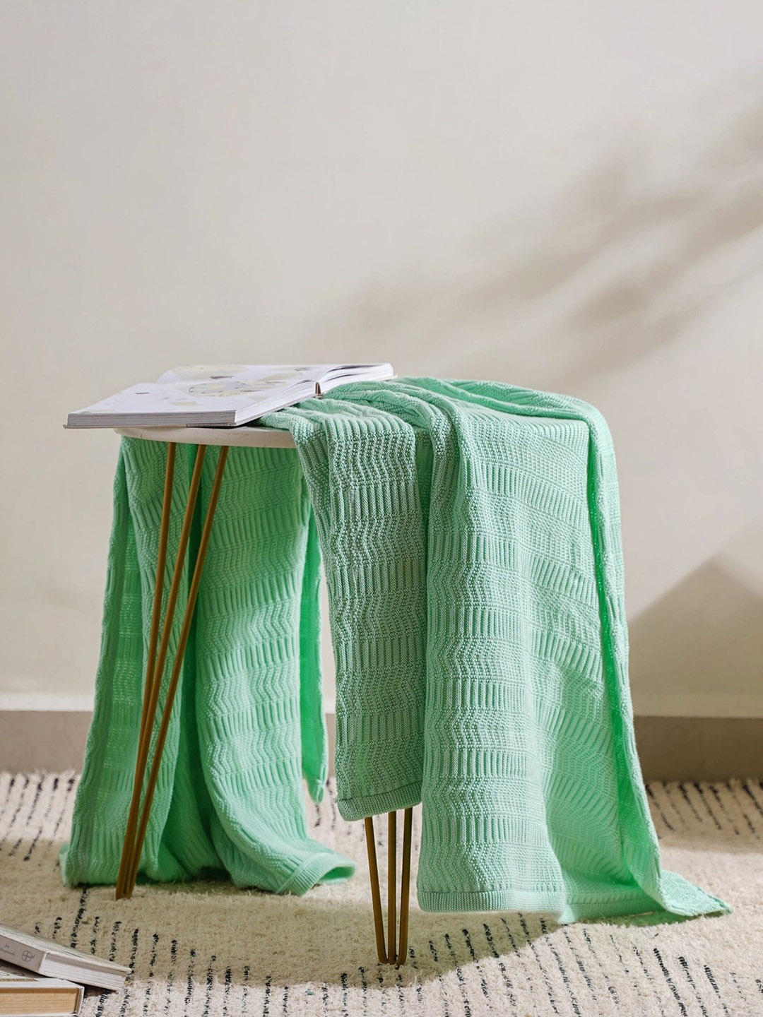 

Nestasia Mint Green Chevron Knitted Throw