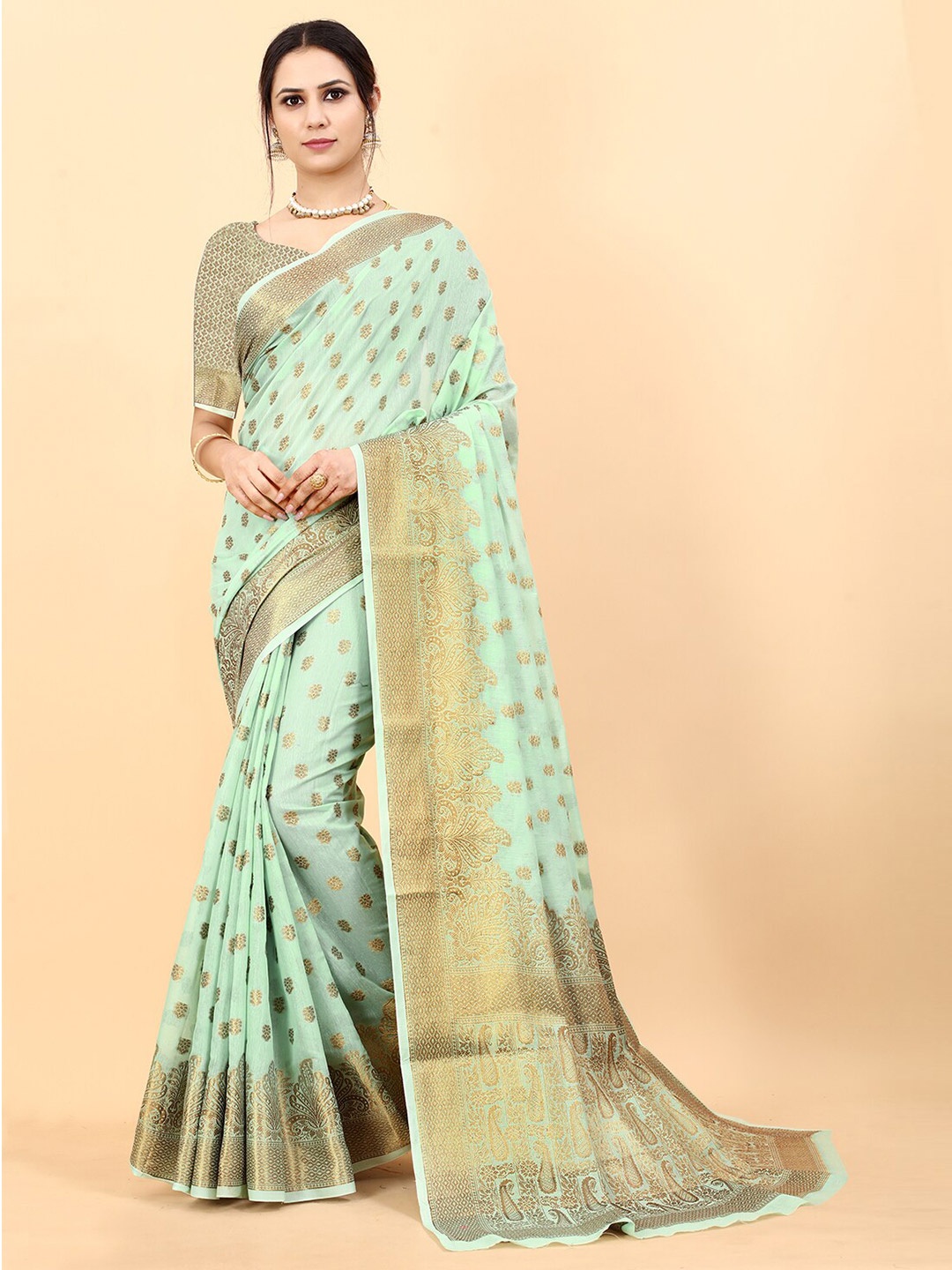 

Lookslady Green & Gold-Toned Ethnic Motifs Zari Silk Cotton Kanjeevaram Saree