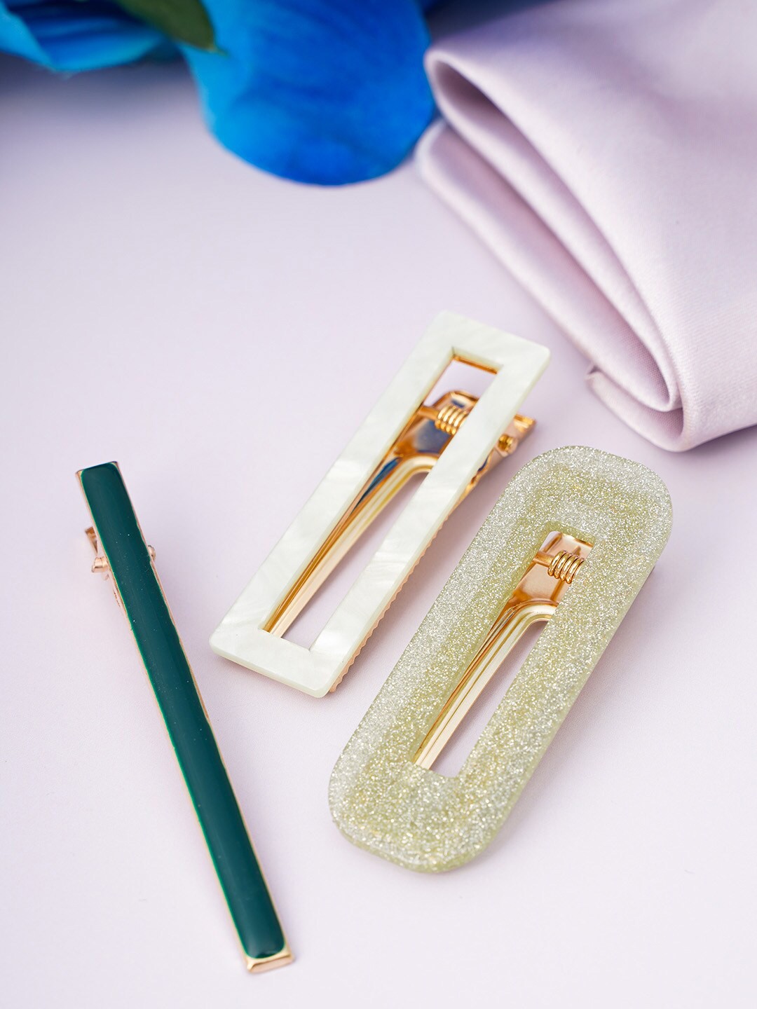 

Emmie Women Green & White Set of 3 Embellished Bobby Pins